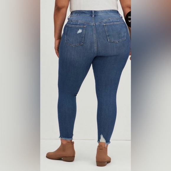 Torrid Bombshell Skinny Premium Stretch High-Rise Destructed Jean - Picture 2 of 6